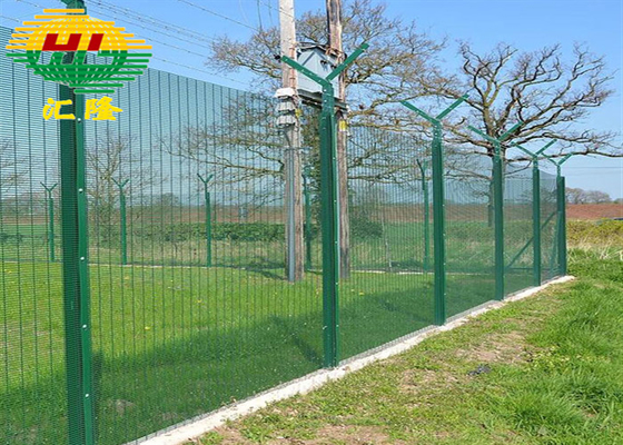 Anti Climb Flat Or Curve 358 Welded Mesh Security Fencing 8GA Multipurpose