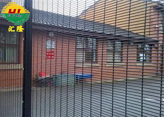 Anti Climb Flat Or Curve 358 Welded Mesh Security Fencing 8GA Multipurpose