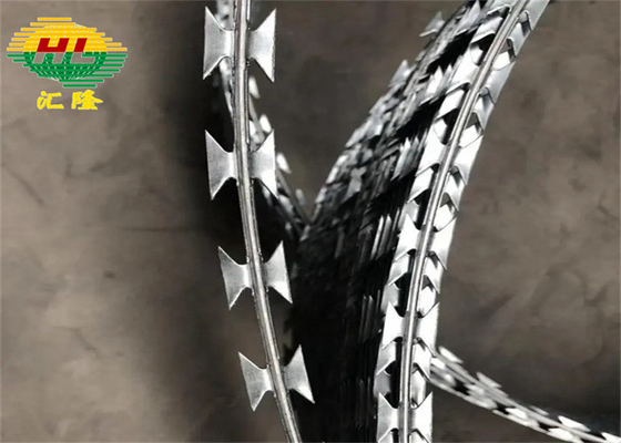 Non Rusting  Bto-22 Concertina Barbed Wire 450mm Coil Diameter