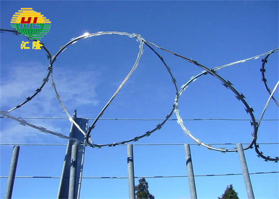 10m Anti Theft Barbed Wire Concertina Coil Hot Dipped Galvanized