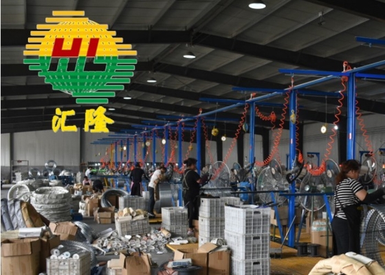 Factory Direct Supply  Hot Sales Hot Dipped Galvanized Concertina Barbed Wire for Ukraine