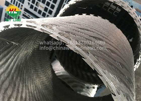 10m SS Razor Blade Barbed Wire Water Resistant Hot Dipped Galvanized