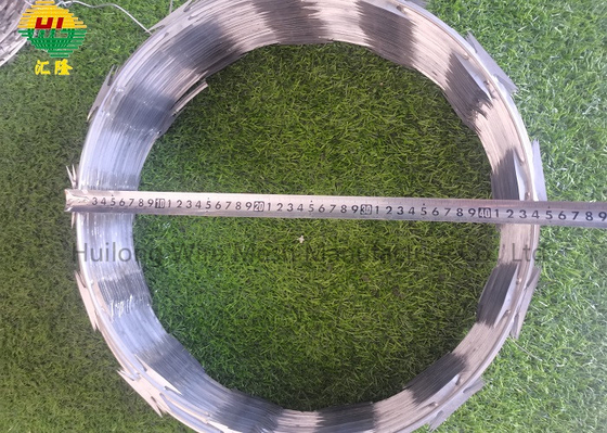 BTO-30 Wire Fencing Concertina Wire Barbed Stainless 450mm