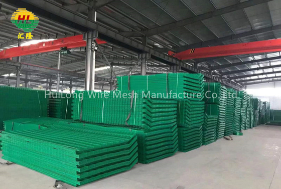 Powder Coated Decorative 2.5mm Welded Wire Mesh Fencing Panels For Yard Guard