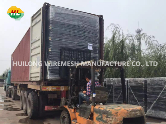 Garden 50x100mm Aperture Welded Mesh Fence Hot Dip Galvanized With V Bends