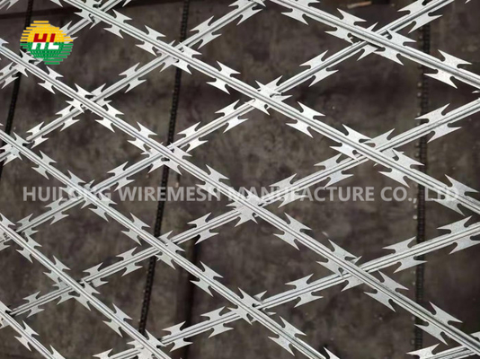 Diamond Profile Concertina Razor Wire Fence 75x150mm Welded Customization