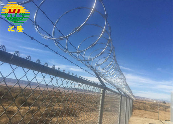 في الهواء الطلق قص 2.5 مم الأسلاك الشائكة كونسرتينا الشائكة المجلفن الصلب Antiwear