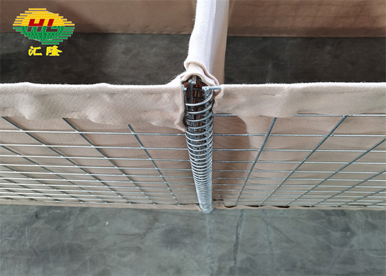 1 * 1 * 10m 75 * 75mm شبكة هيسكو برج الجيش المغطس الساخن الغليان للجيش