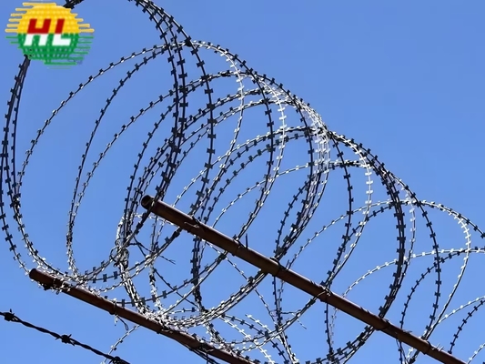 BTO-22 سلك الشوكة للدفاع والحماية